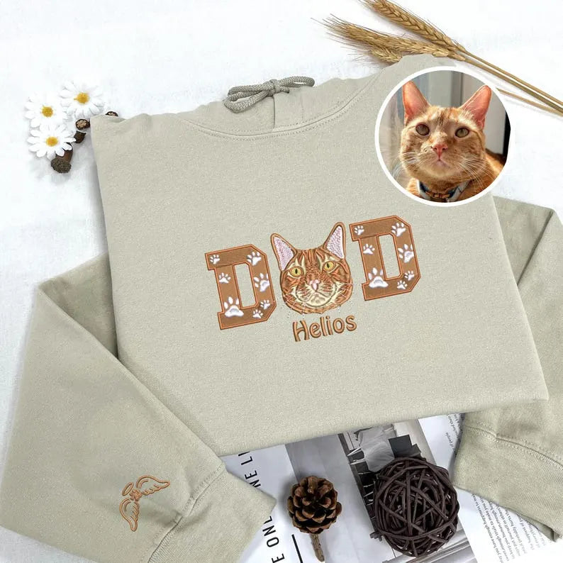 Cat Dad Dog Dad Dog Mom Sweatshirt, Custom Pet Embroidered T-Shirt Sweatshirt Hoodie- Colorful Design