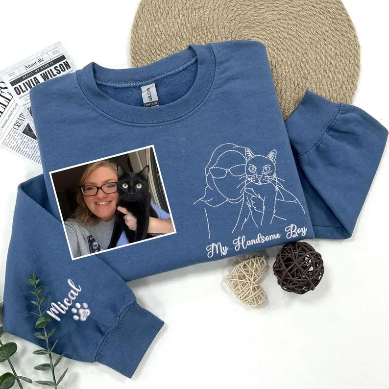 Custom Embroidered Pet and Owner Portrait Sweatshirt From Your Photo, Pet Outline T-shirt- Stylish Outline Style