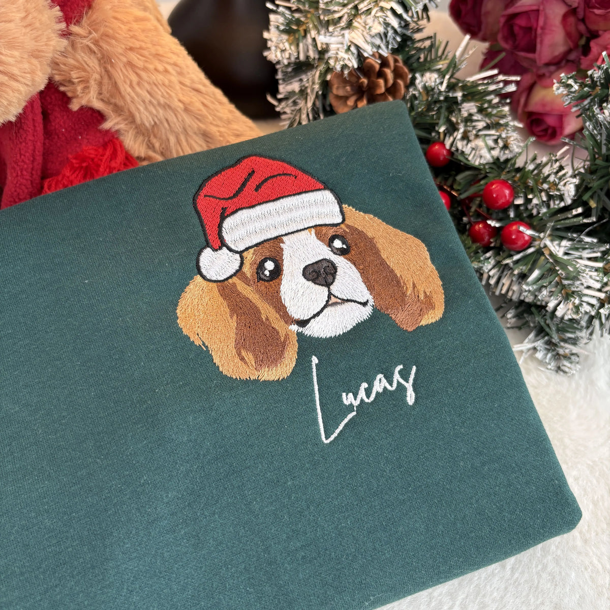 PetFiestas® Custom Christmas Pet Sweatshirt Jumper – Dog or Cat Face Embroidered Sweatshirt- Colorful Design