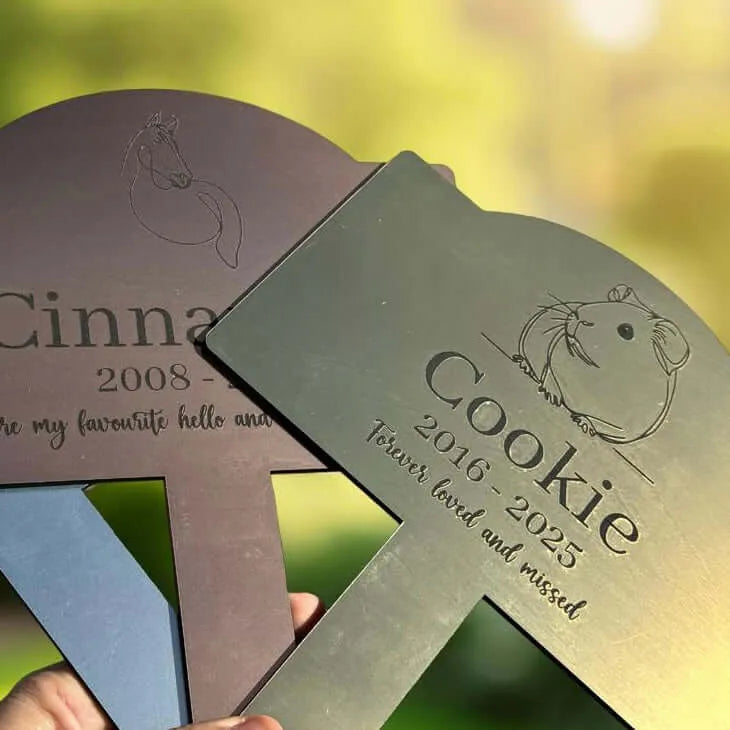Personalized Pet Memorial Garden Stake – Custom Pet Burial Plaque