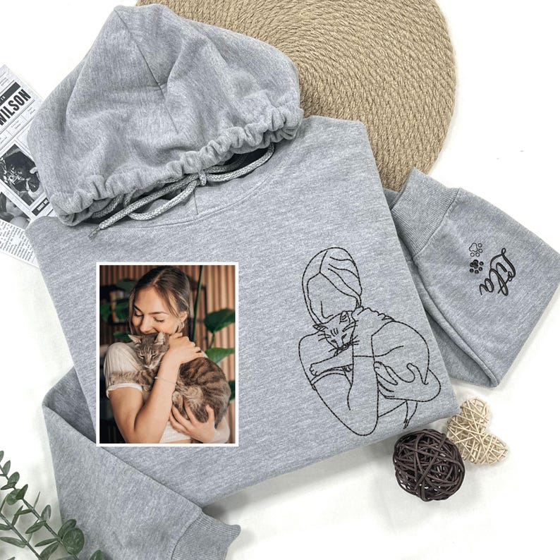 Custom Embroidered Pet and Owner Portrait Sweatshirt From Your Photo, Pet Outline T-shirt- Stylish Outline Style